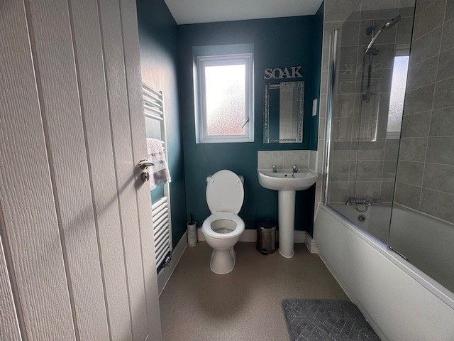 24 Graham Edge, Littlecombe, Dursley